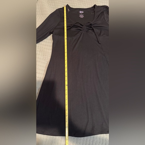 SO Black Long Sleeve Dress w cinch tie front stretchy and comfy size XL NWOT - Picture 4 of 5
